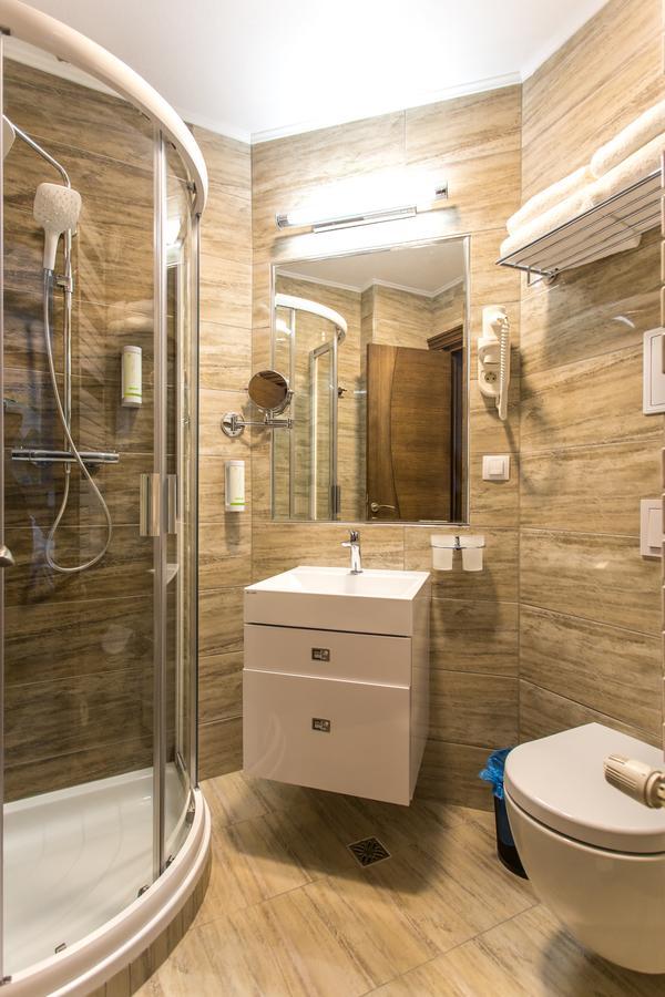 Panorama Boutique Hotel Sfantu Gheorghe  ภายนอก รูปภาพ