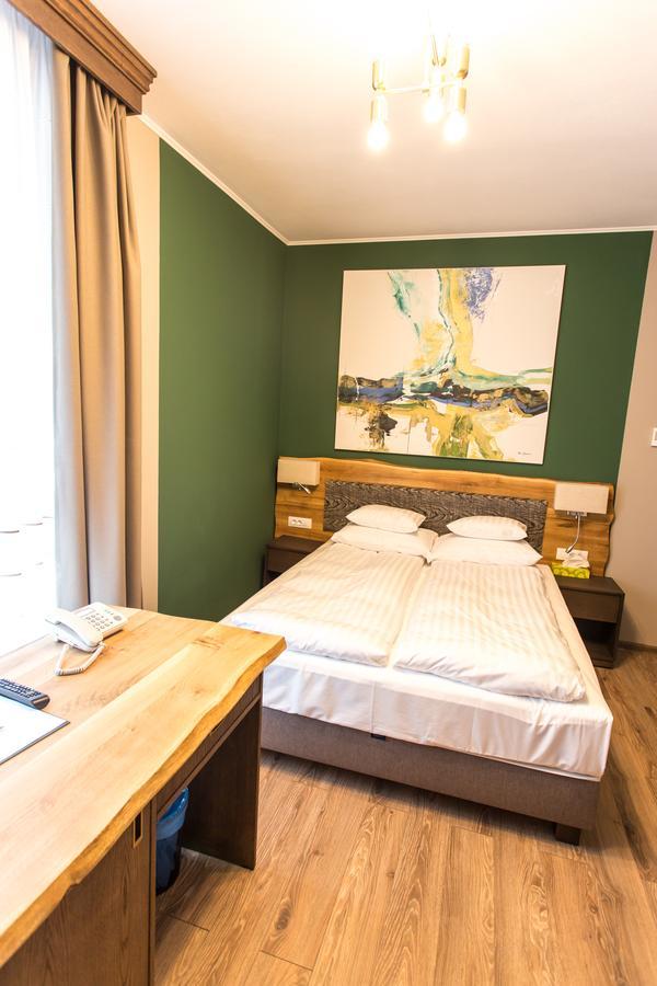 Panorama Boutique Hotel Sfantu Gheorghe  ภายนอก รูปภาพ