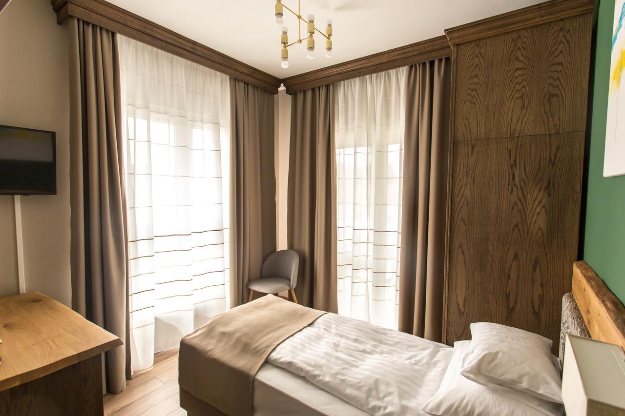 Panorama Boutique Hotel Sfantu Gheorghe  ภายนอก รูปภาพ